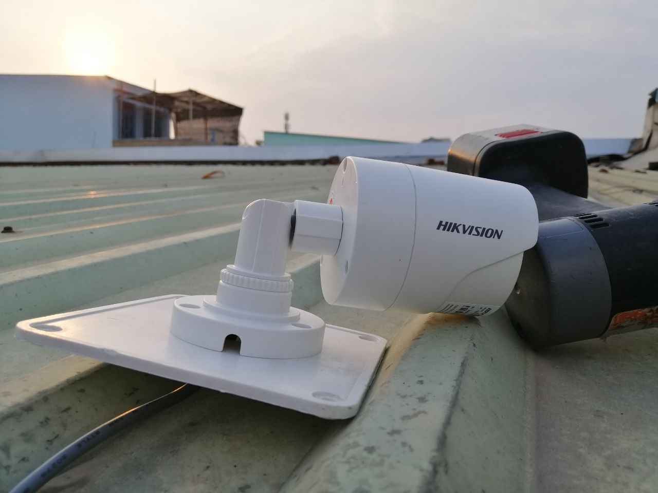 TRỌN BỘ 4 CAMERA QUAN SÁT HIKVISON 1.0 MPX